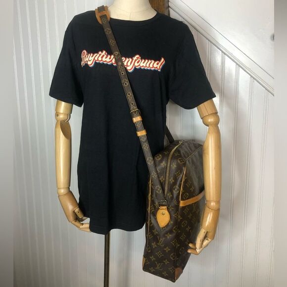 Authentic LOUIS VUITTON LV Danube GM Monogram Crossbody Shoulder Bag Dustbag 🔐 - Picture 4 of 17